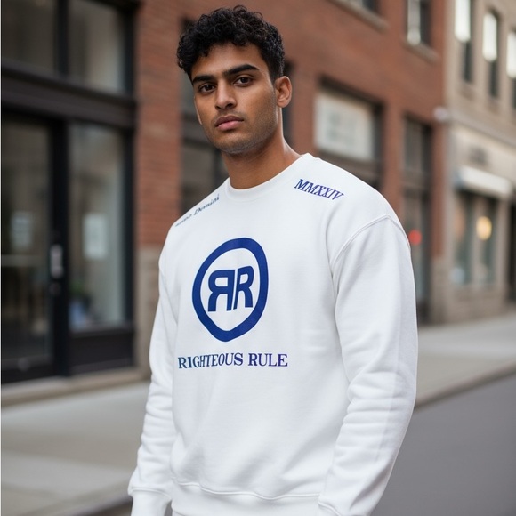 White and Blue Cotton Fleece 2pc Set.ALL REASONABLE OFFERS ACCEPTED!